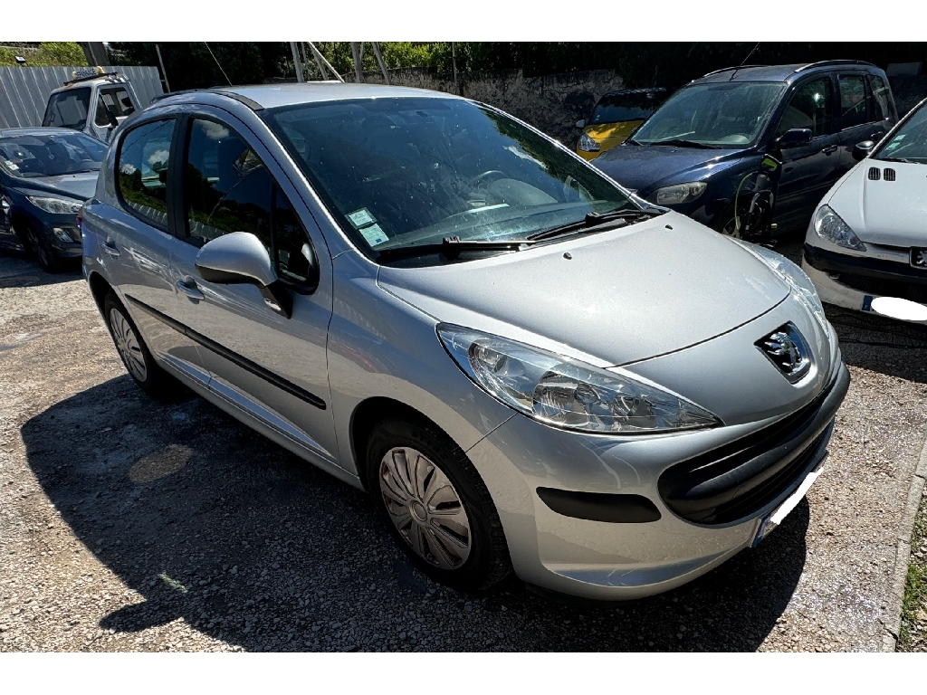 PEUGEOT 207 - 1.4 VTI 16V 95CH STYLE (2008)