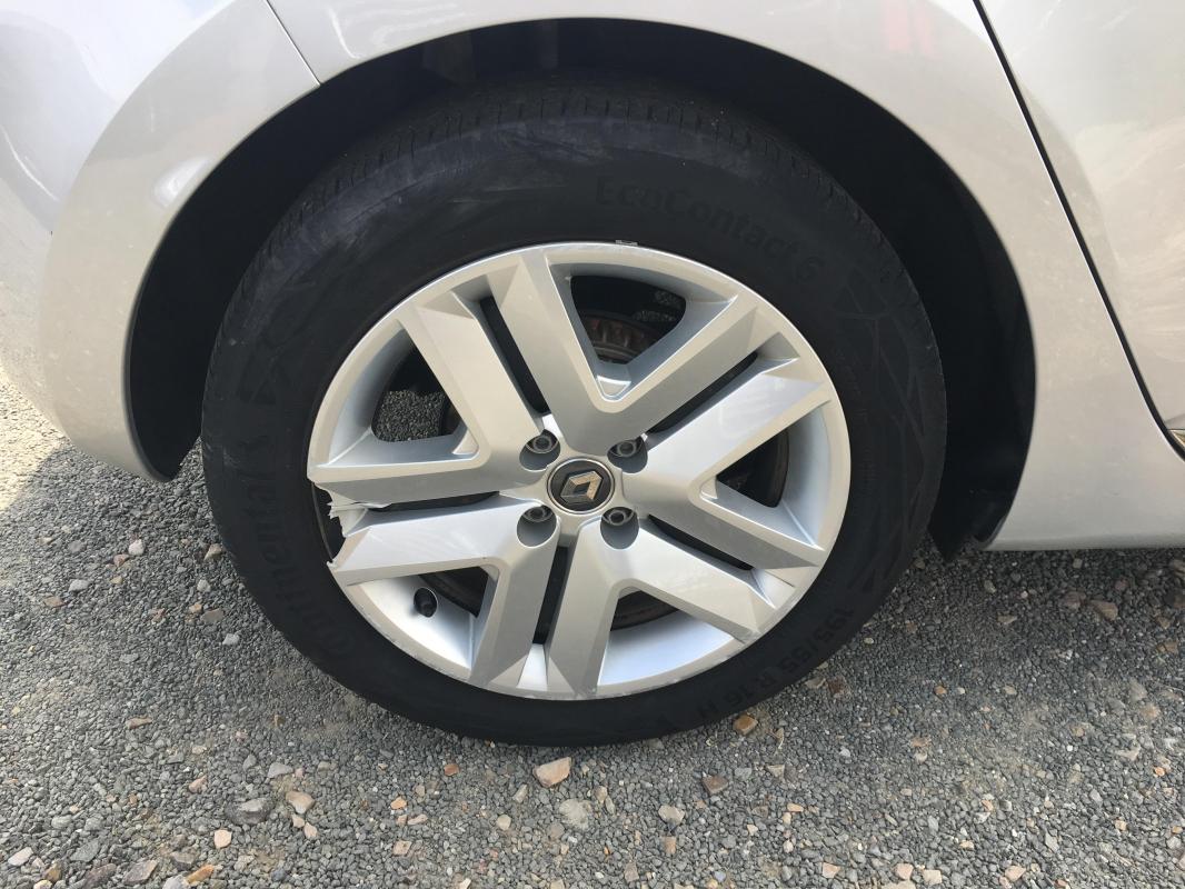 Renault Clio - V TCE 100 BUSINESS